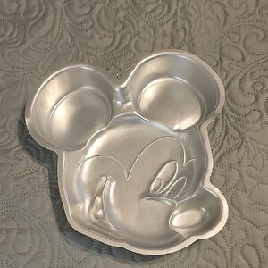 Disney Wilton Mickey Mouse Cake Pan